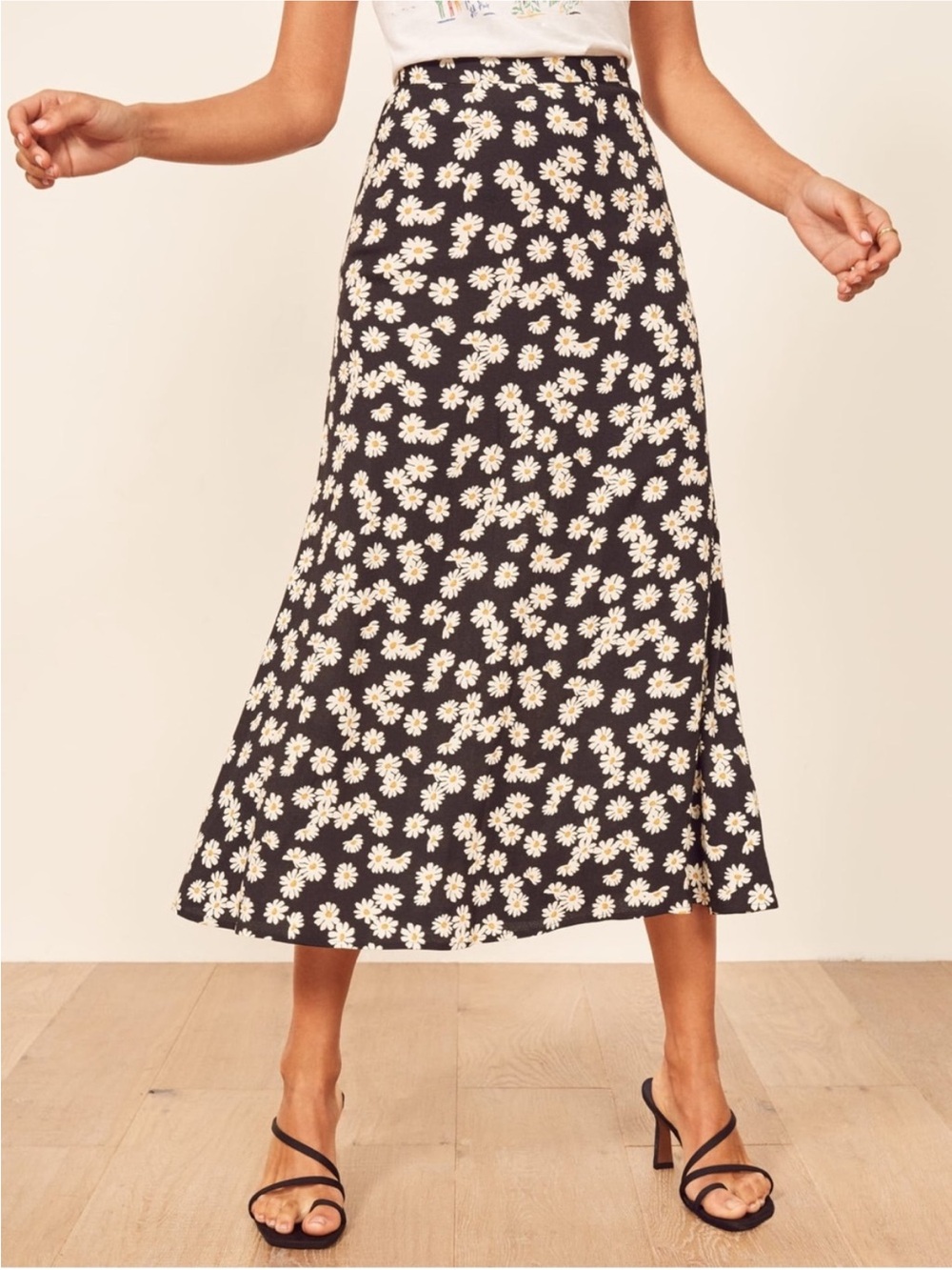 Reformation Bea Daisy Chain Floral Midi Skirt. Black and White. SIZE 10, EUC! - Picture 2 of 14